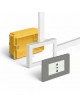 Impianto elettrico da parete su canalina facile installazione presa bipasso schuko interruttore pulsante deviatore bianco ovale