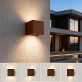 Applique da perete led per esterno a cubo marrone 12W fascio luce regolabile lampada per balcone giardino ingresso
