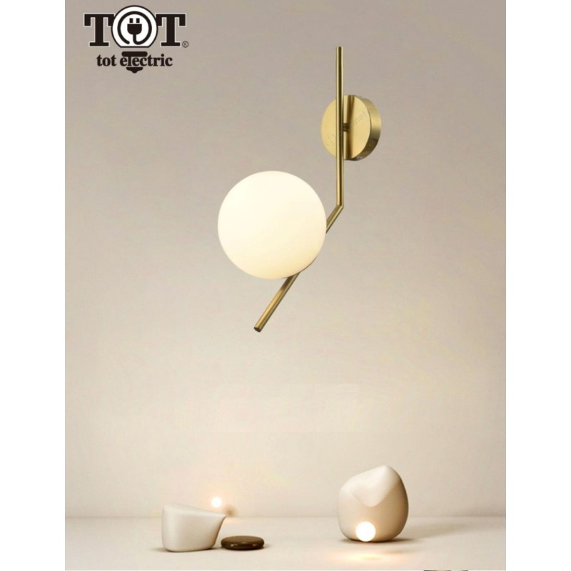 Applique da parete con sfera in vetro E27 metallo oro lampada design moderno minimal