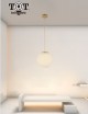 Lampadario a sospensione oro con sfera in vetro bianco attacco E27 design moderno minimal
